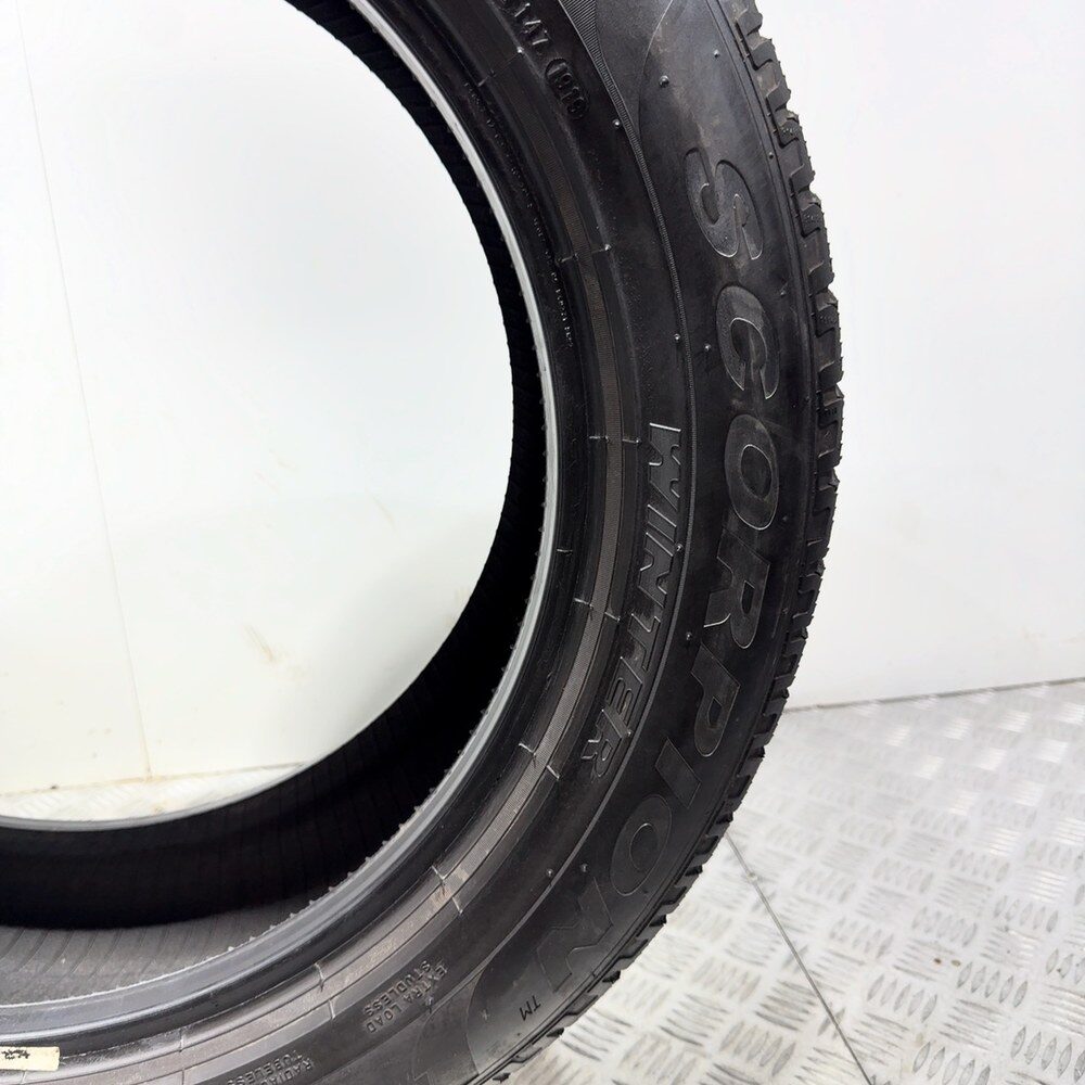 Gomme Usate 235 55 R19 105H XL Pirelli Scorpion Winter Invernali - immagine 9