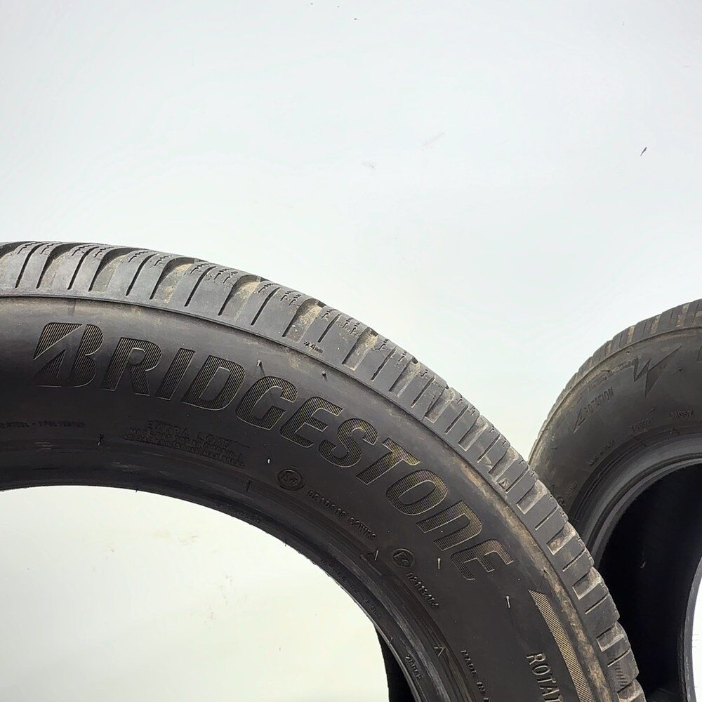 Gomme Usate 215 60 R16 99H XL Bridgestone Blizzak LM005 Invernali - immagine 9