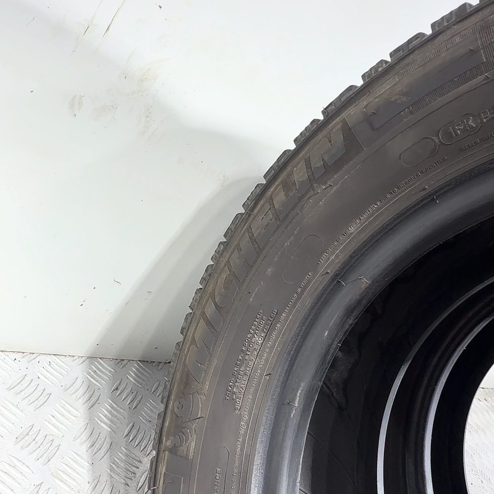 Gomme Usate 225 65 R16C 112/110R Michelin Agilis Alpin 91% Invernali - immagine 9
