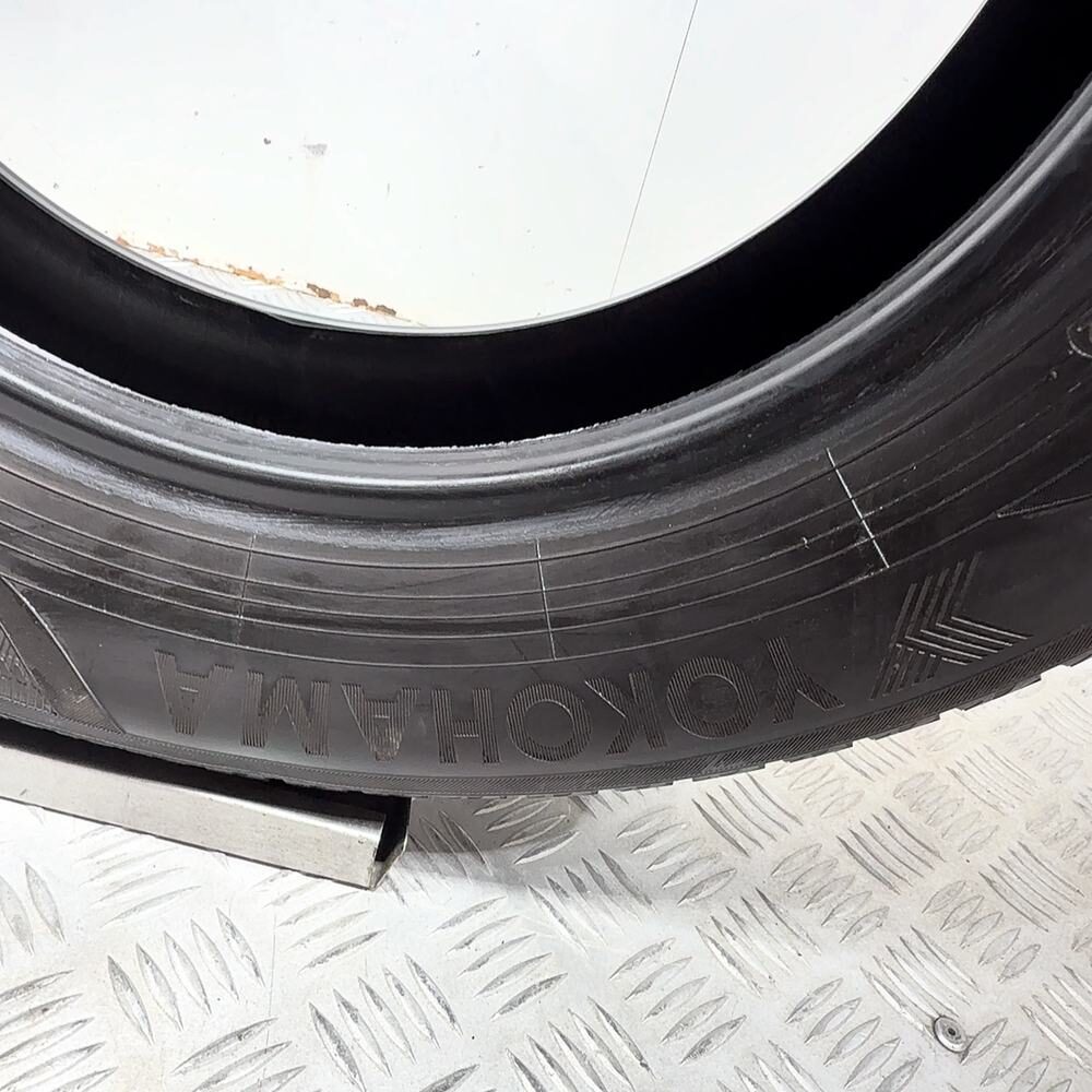 Gomme Usate 185 65 R15 88T Yokohama Bluearth Winter V906 71% Invernali - immagine 9