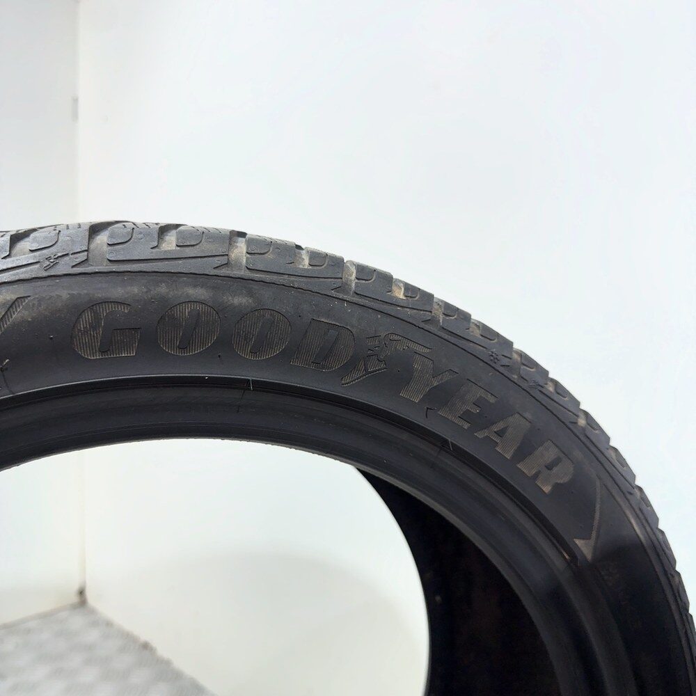 Gomme Usate 225 45 R17 91H Goodyear Ultra Grip Performance Gen-1 Invernali - immagine 10