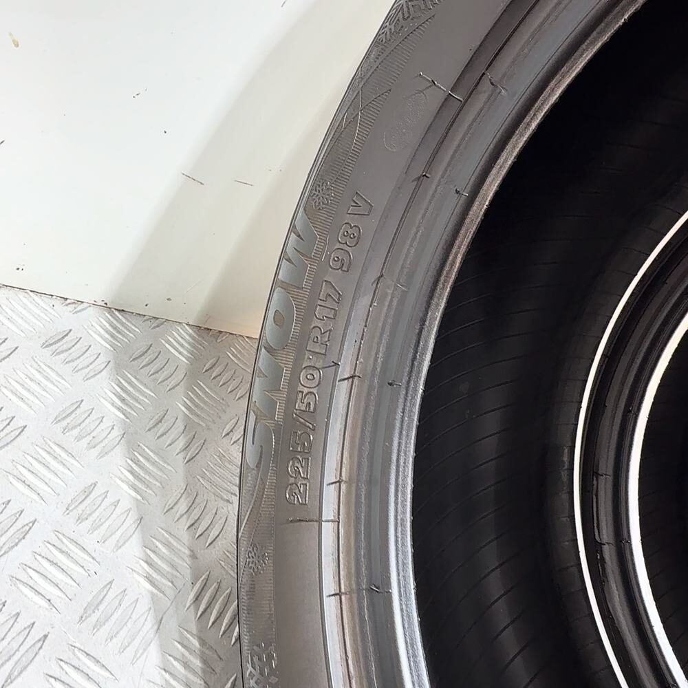 Gomme Usate 225 50 R17 98V XL Invernali Sebring Snow - immagine 10