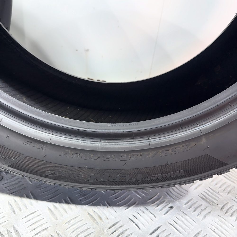 Gomme Usate 255 45 R18 103V Hankook Winter I*Cept Evo3 74% Invernali - immagine 10