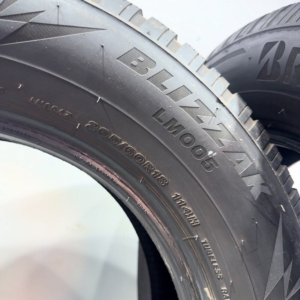 Gomme Usate 265 60 R18 114H XL Bridgestone Blizzak LM005 Invernali - immagine 10