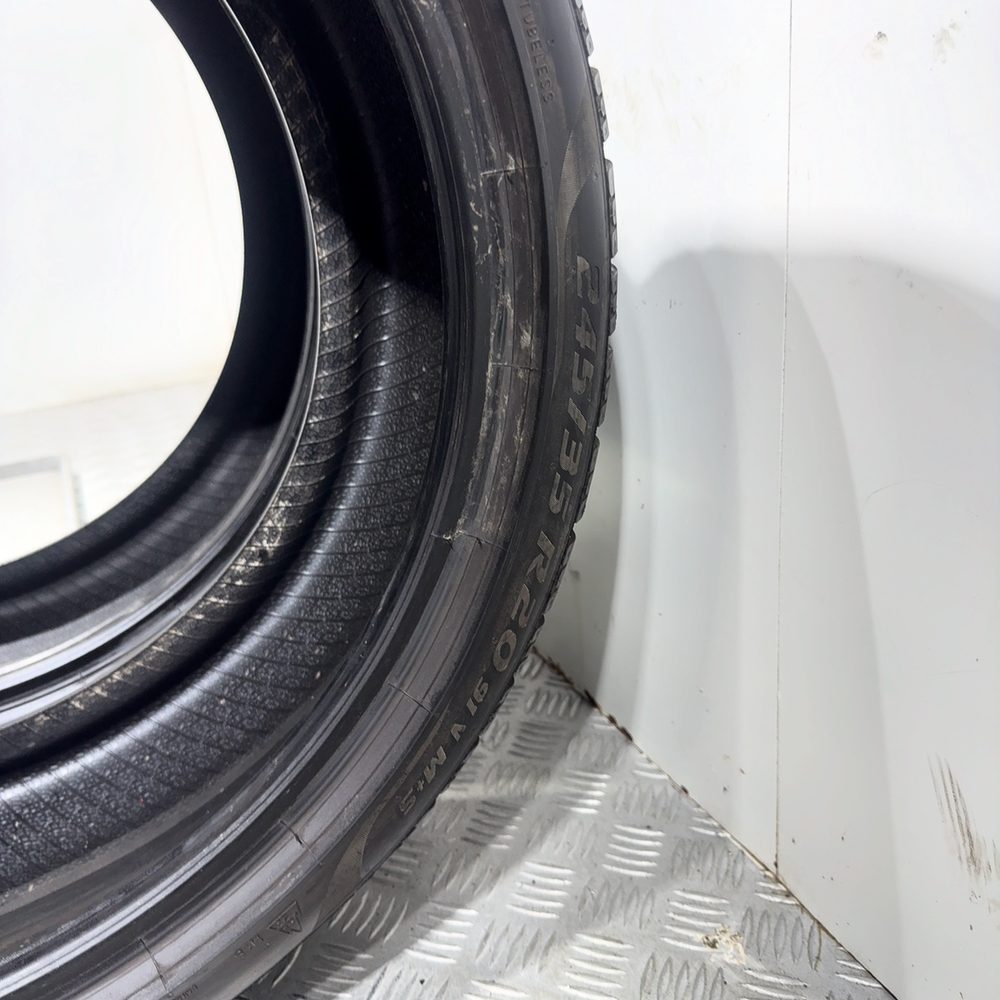 Gomme Usate 245 35 R20 91V Pirelli P Zero Winter 98% Invernali - immagine 10