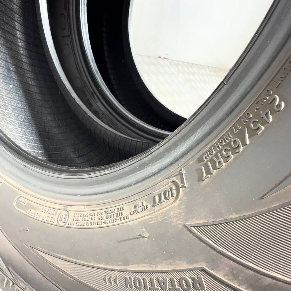 Gomme Usate 245 65 R17 107T Cooper Weather-Master Wsc 86% Invernali - immagine 10