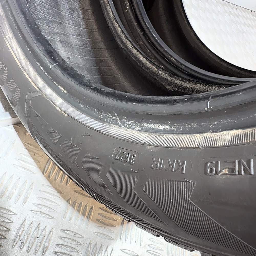Gomme Usate 195 55 R16 87H Goodyear Ultragrip Performance Invernali - immagine 10