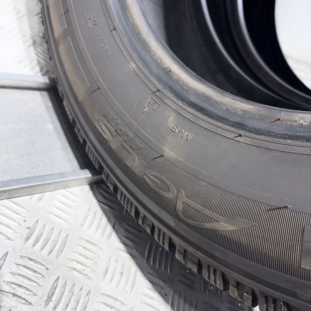 Gomme Usate 235 65 R16C 115/113R Michelin Agilis Alpin 98% Invernali - immagine 10