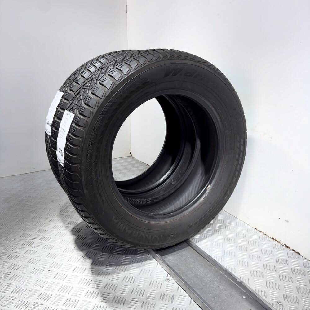 Gomme Usate 215 60 R16 99H XL Yokohama W.Drive V905 86% Invernali - immagine 10
