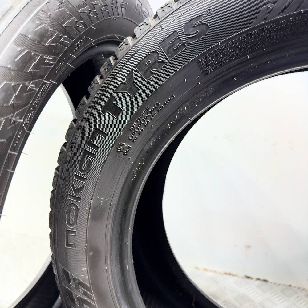 Gomme Usate 215 55 R17 98T XL Nokian Hakkapeliitta 10 Invernali - immagine 10