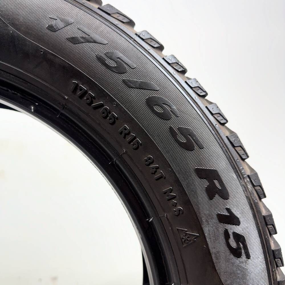 Gomme Usate 175 65 R15 84T Pirelli Cinturato Winter 71% Invernali - immagine 11