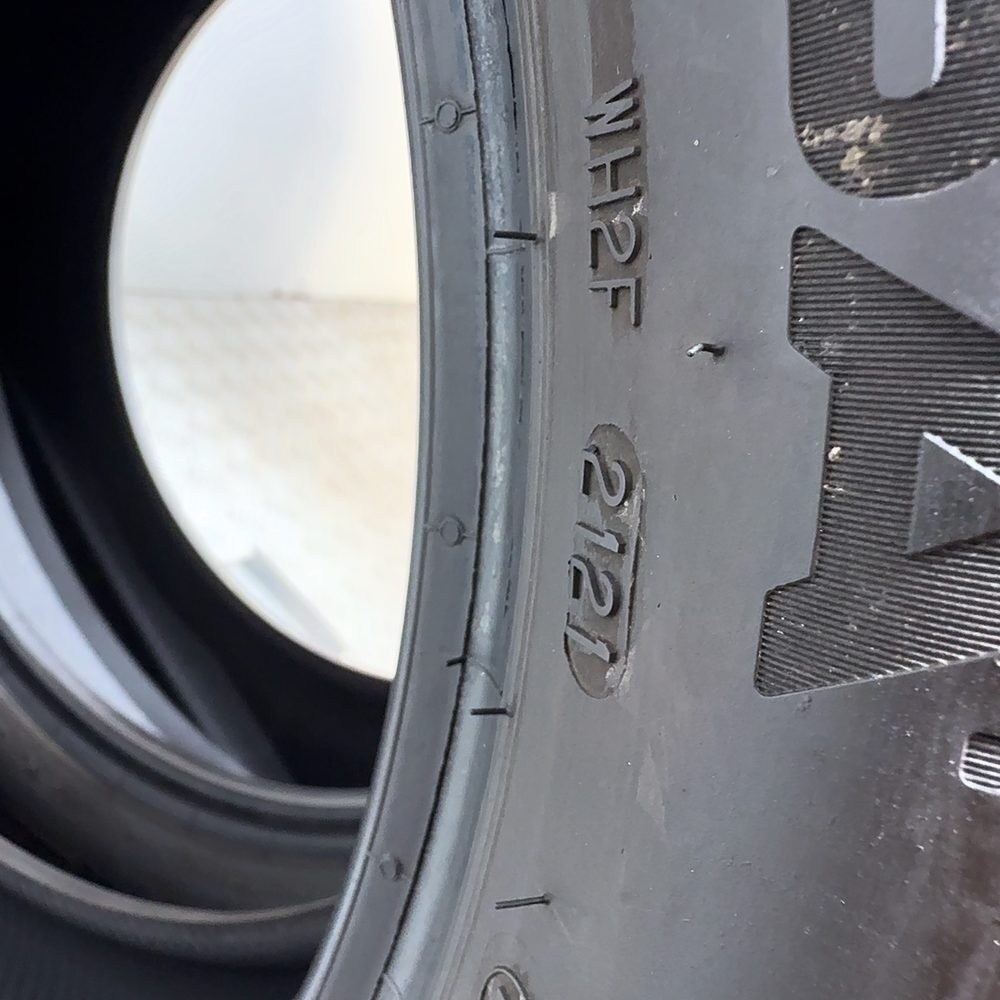 Gomme Usate 215 55 R17 98V XL Esa Tecar Supergrip Pro Invernali - immagine 11