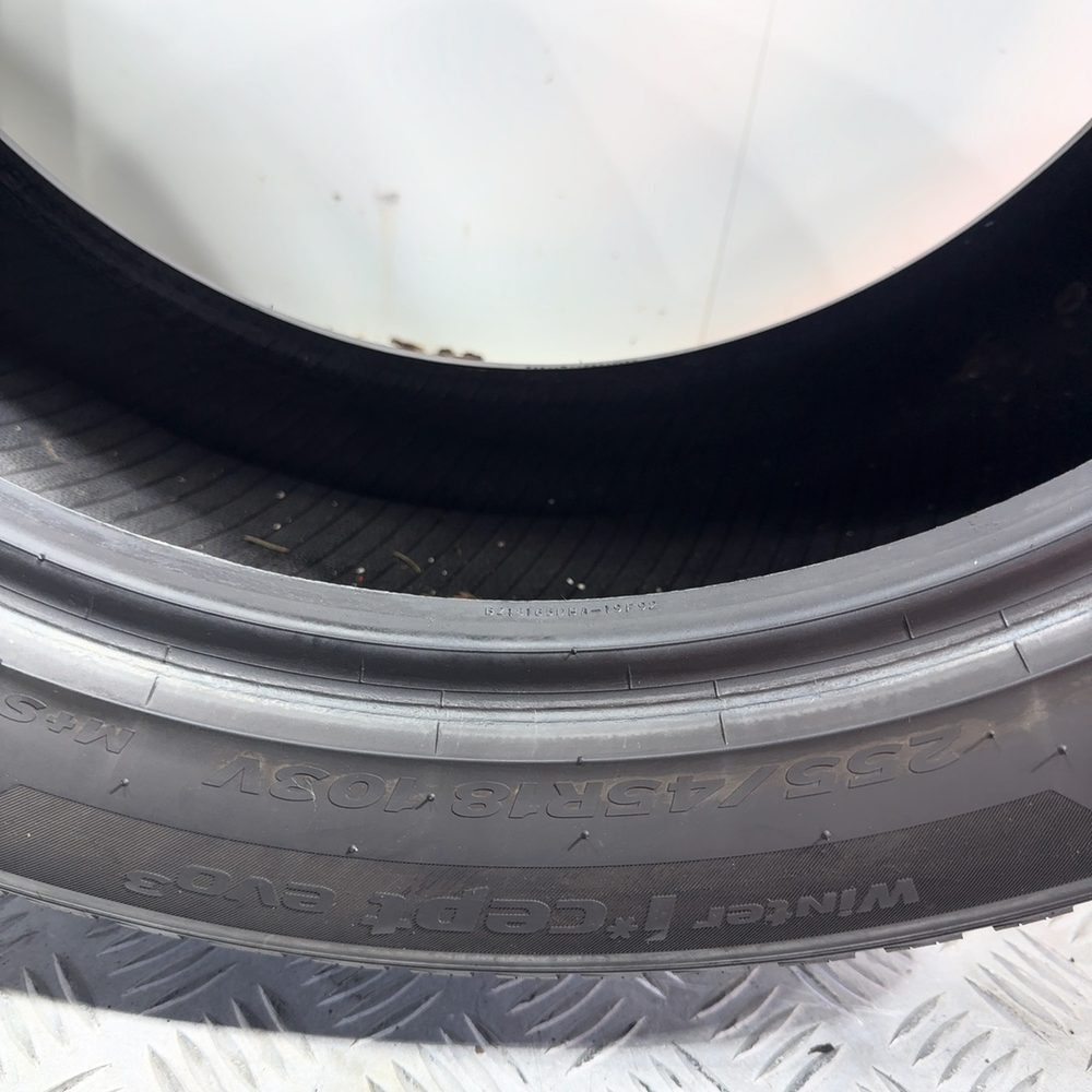 Gomme Usate 255 45 R18 103V Hankook Winter I*Cept Evo3 74% Invernali - immagine 11