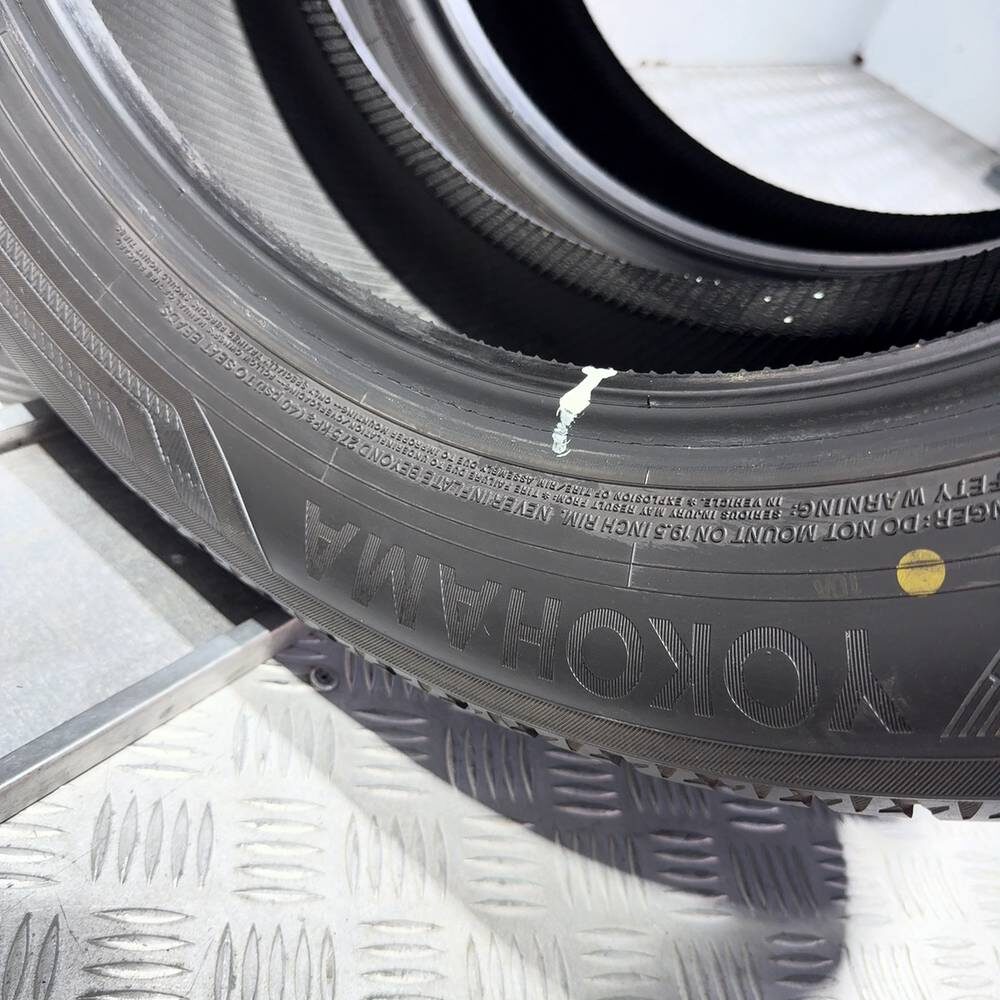 Gomme Usate 235 55 R19 105V XL Yokohama Bluearth*Winter V906 Invernali - immagine 11
