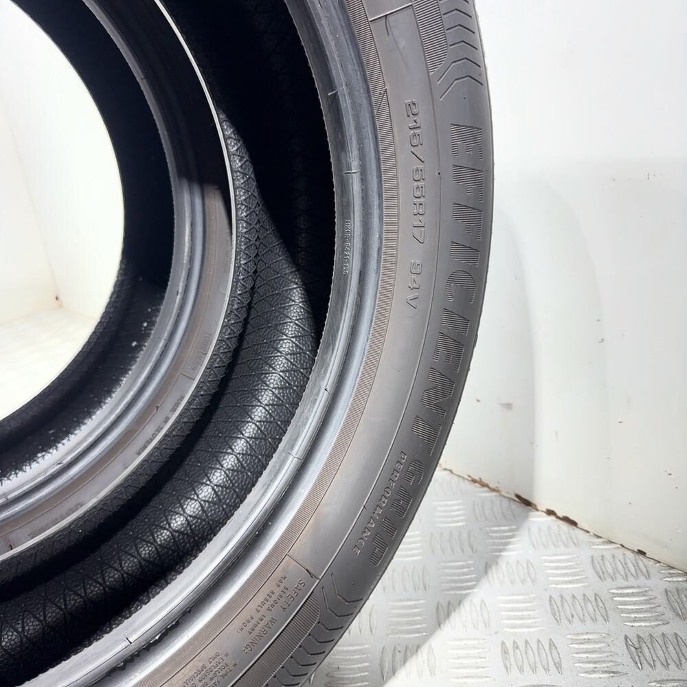 Gomme Usate 215 55 R17 94V Good Year Efficient Grip Performance Estive - immagine 11