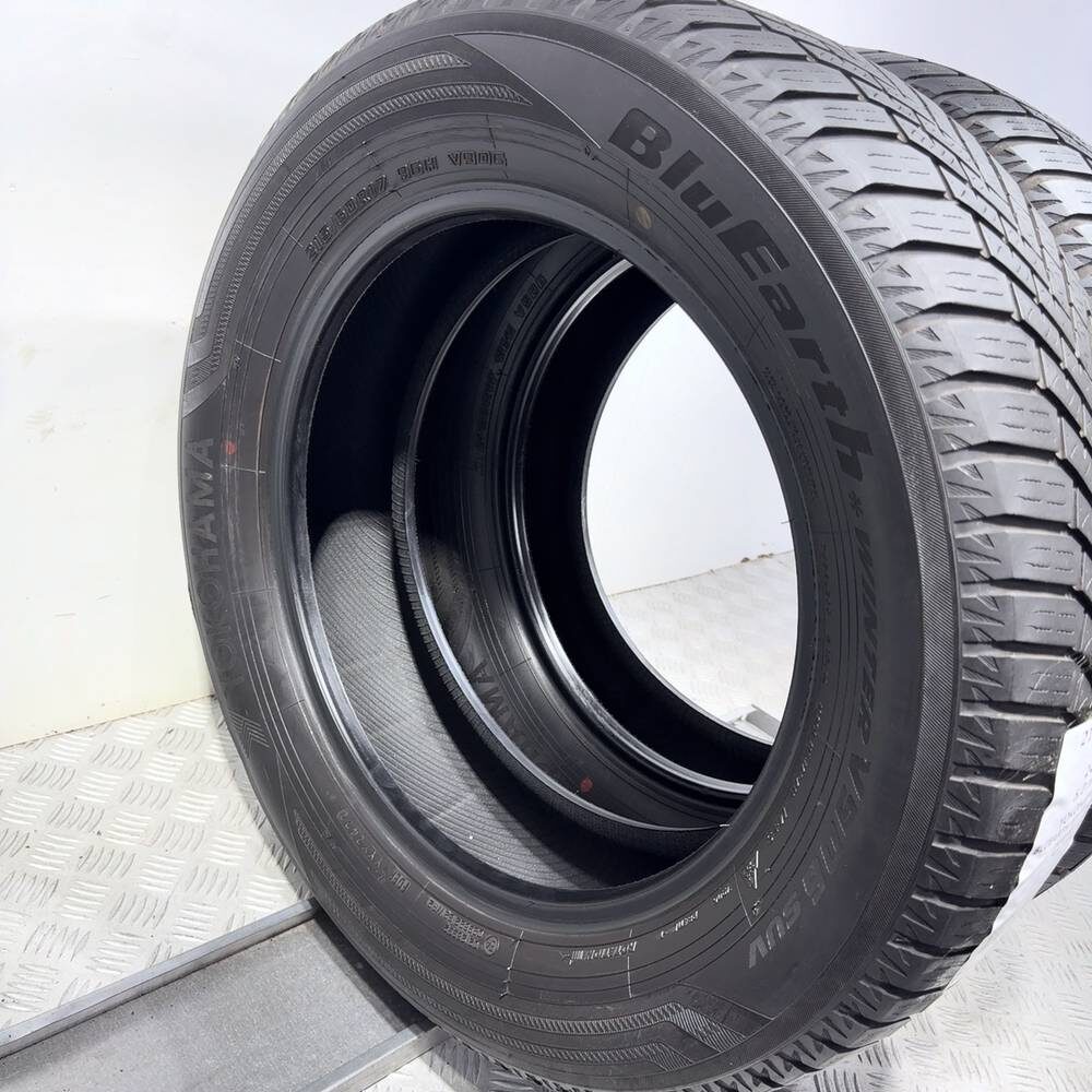 Gomme Usate 215 60 R17 96H Yokohama Bluearth Winter V906 71% Invernali - immagine 11