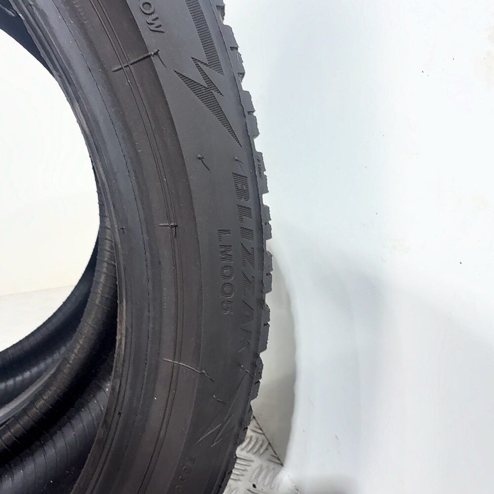Gomme Usate 225 40 R18 92V Bridgestone Blizzak LM052 71% Invernali - immagine 11