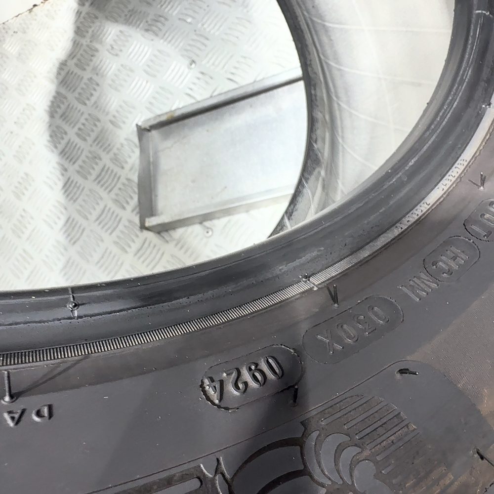 Gomme Usate 235 50 R19 103V XL Michelin Primacy 4 Estive - immagine 12