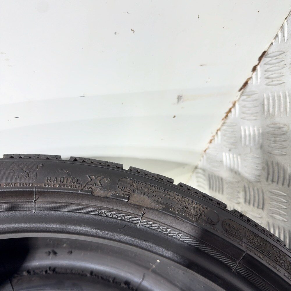 Gomme Usate 275 30 R20 97V XL Michelin Pilot Alpin PA4 96% Invernali - immagine 13