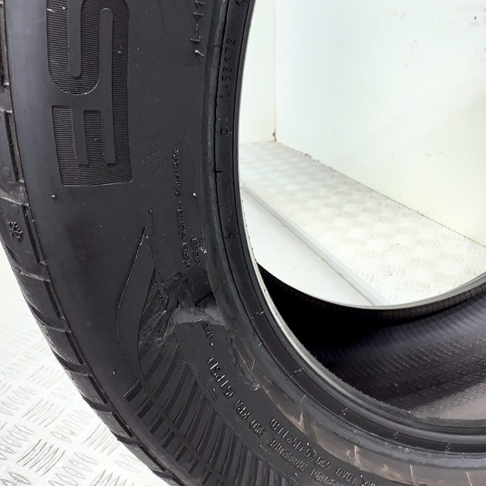 Gomme Usate 215 50 R17 95V XL Esa+ Tecar Supergrip Pro Invernali 83% - immagine 13