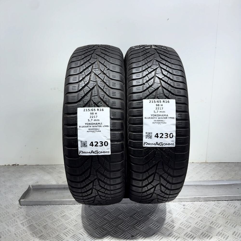 Gomme Usate 215 65 R16 98H Yokohama Bluearth Winter V905 81% Invernali - immagine 13