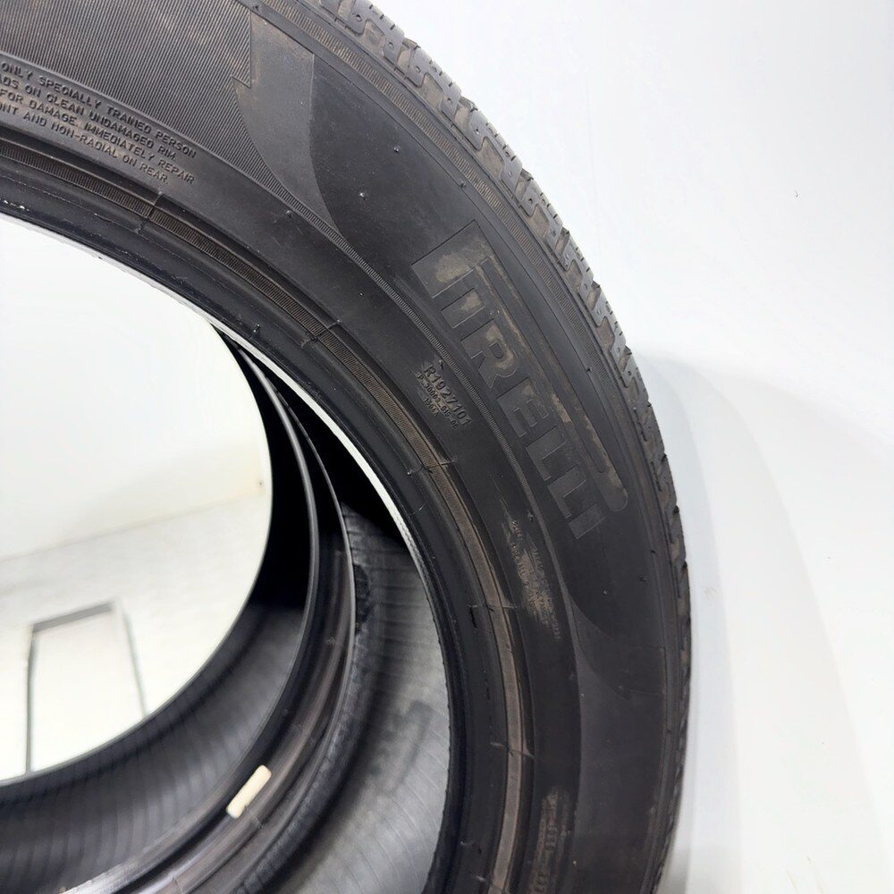 Gomme Usate 255 55 R20 110V XL Pirelli Scorpion Winter 76% Invernali - immagine 17