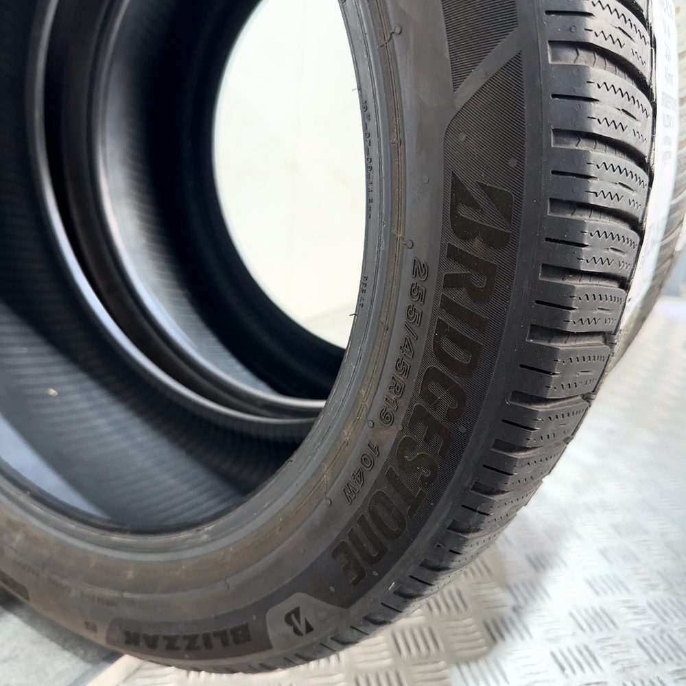 Gomme Usate 255 45 R19 104W Bridgestone Blizzak 6 Invernali - immagine 24