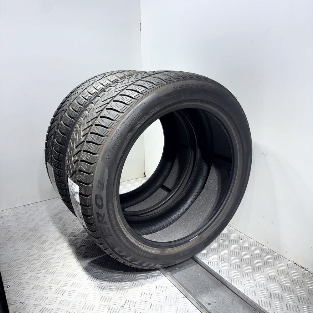 Gomme Usate 255 45 R19 104W XL Pirelli Winter Sottozero 3 74% Invernali - immagine 5