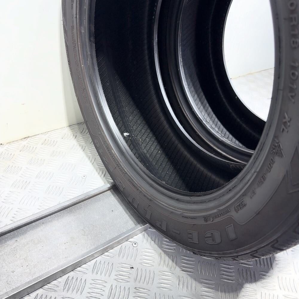 Gomme Usate 235 50 R18 101V XL Rotalla Ice-Plus S210 83% Invernali - immagine 9